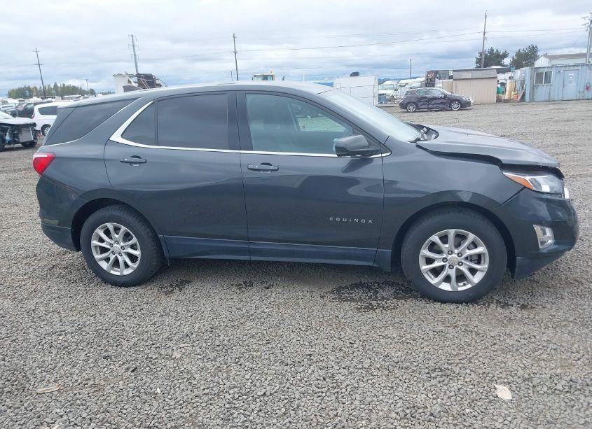 Photo 14 of 2018 Chevrolet Equinox LT (VIN 2GNAXSEV5J6211887)