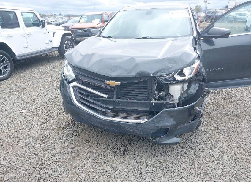 Photo 6 of 2018 Chevrolet Equinox LT (VIN 2GNAXSEV5J6211887)