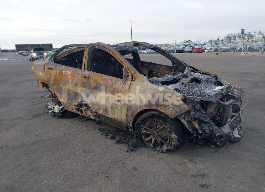 2018 Chevrolet Equinox LT (VIN 2GNAXSEV5J6223604) main photo