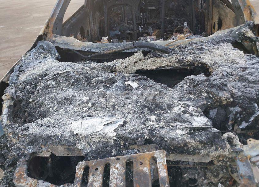 Photo 10 of 2018 Chevrolet Equinox LT (VIN 2GNAXSEV5J6223604)