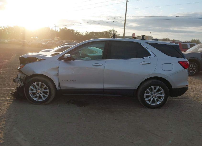 Photo 14 of 2018 Chevrolet Equinox LT (VIN 2GNAXSEV5J6236143)