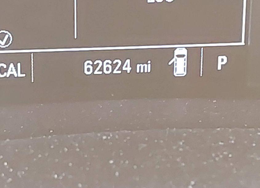 Photo 15 of 2018 Chevrolet Equinox LT (VIN 2GNAXSEV5J6236143)