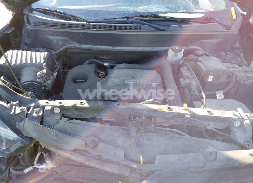 Photo 10 of 2018 Chevrolet Equinox LT (VIN 2GNAXSEV5J6277839)