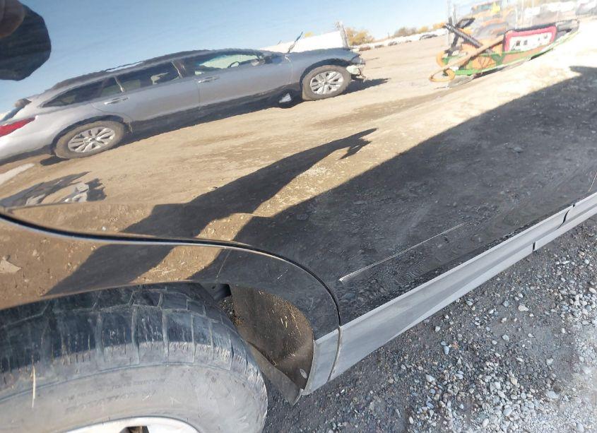 Photo 17 of 2018 Chevrolet Equinox LT (VIN 2GNAXSEV5J6296617)