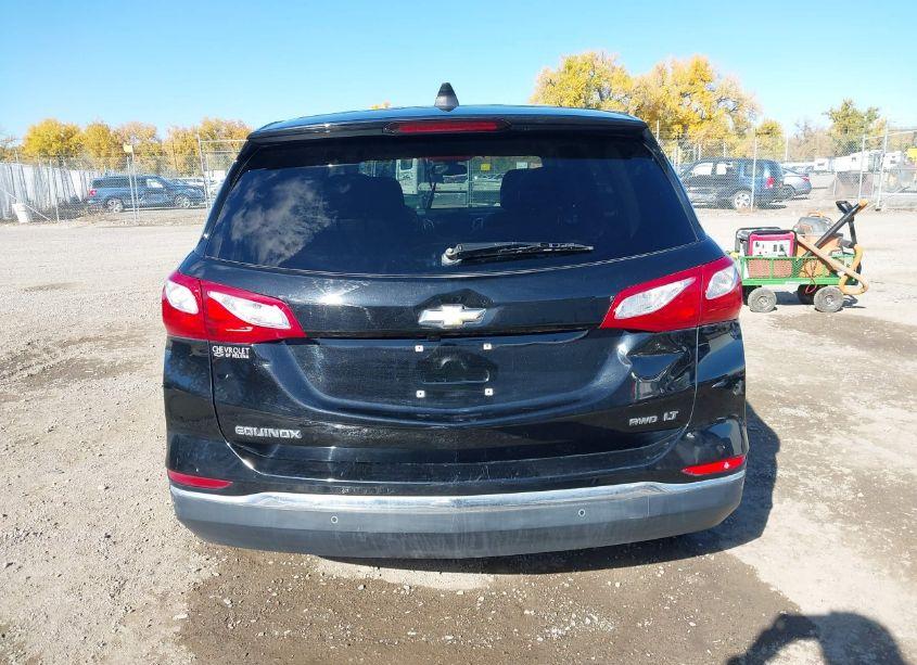 Photo 6 of 2018 Chevrolet Equinox LT (VIN 2GNAXSEV5J6296617)