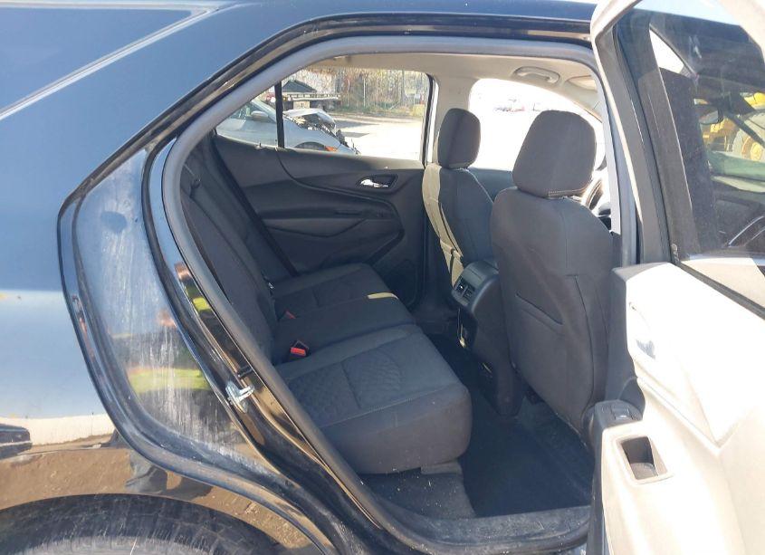 Photo 8 of 2018 Chevrolet Equinox LT (VIN 2GNAXSEV5J6296617)