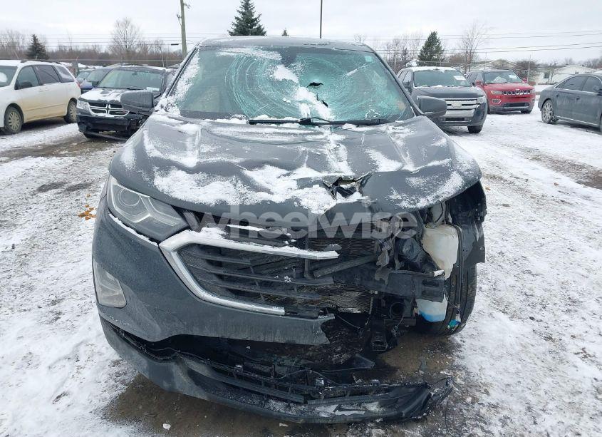 Photo 12 of 2018 Chevrolet Equinox LT (VIN 2GNAXSEV5J6298285)