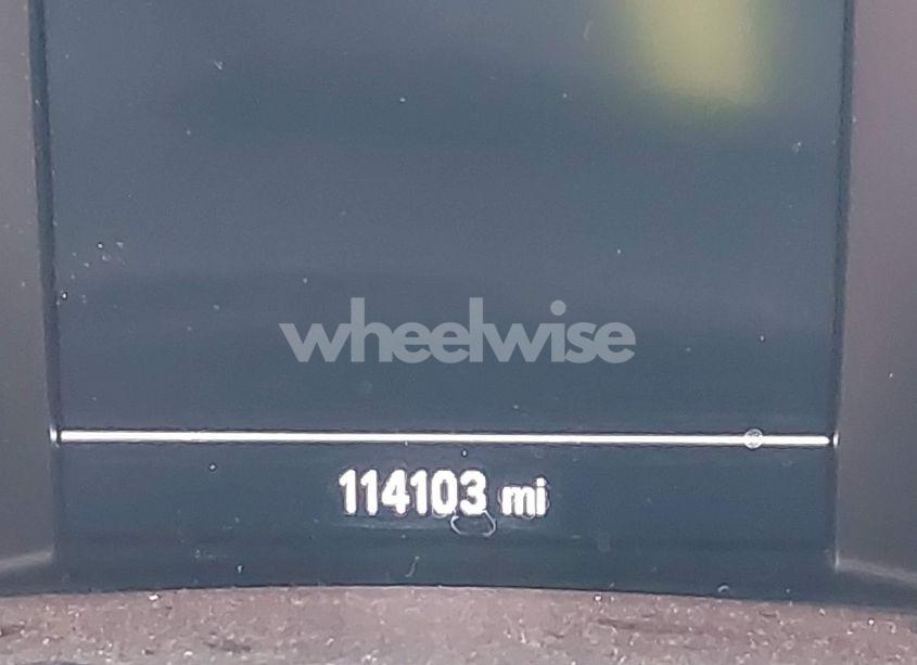 Photo 15 of 2018 Chevrolet Equinox LT (VIN 2GNAXSEV5J6298285)