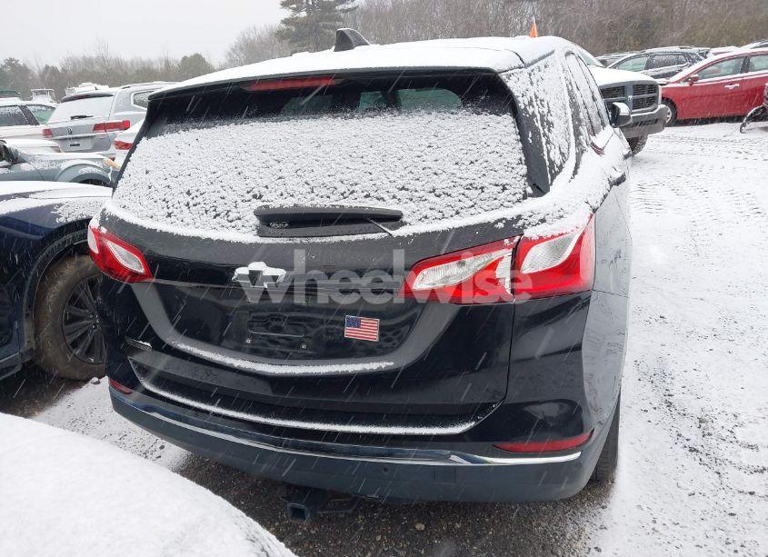 Photo 16 of 2018 Chevrolet Equinox LT (VIN 2GNAXSEV5J6301136)