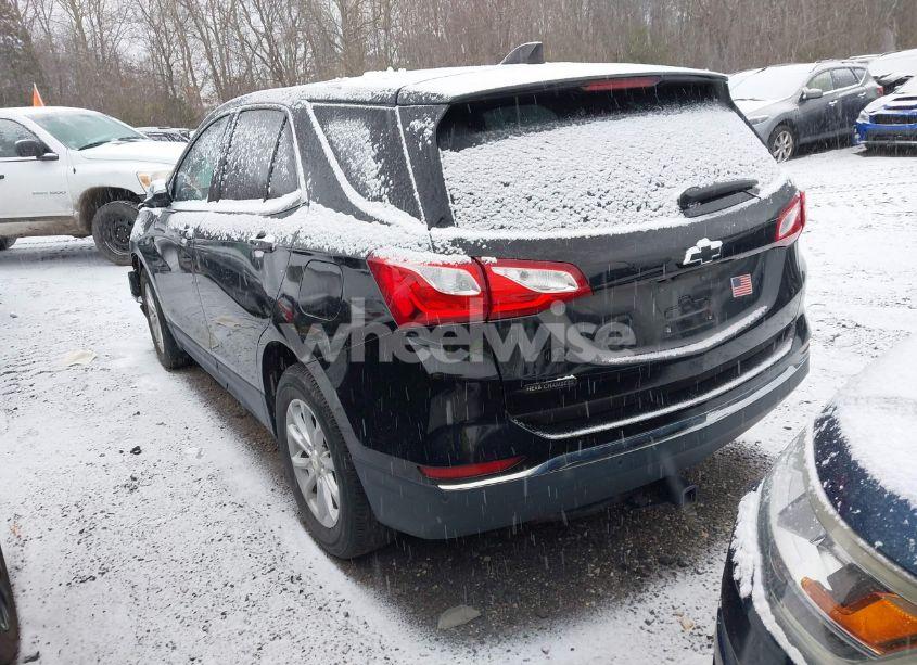 Photo 3 of 2018 Chevrolet Equinox LT (VIN 2GNAXSEV5J6301136)