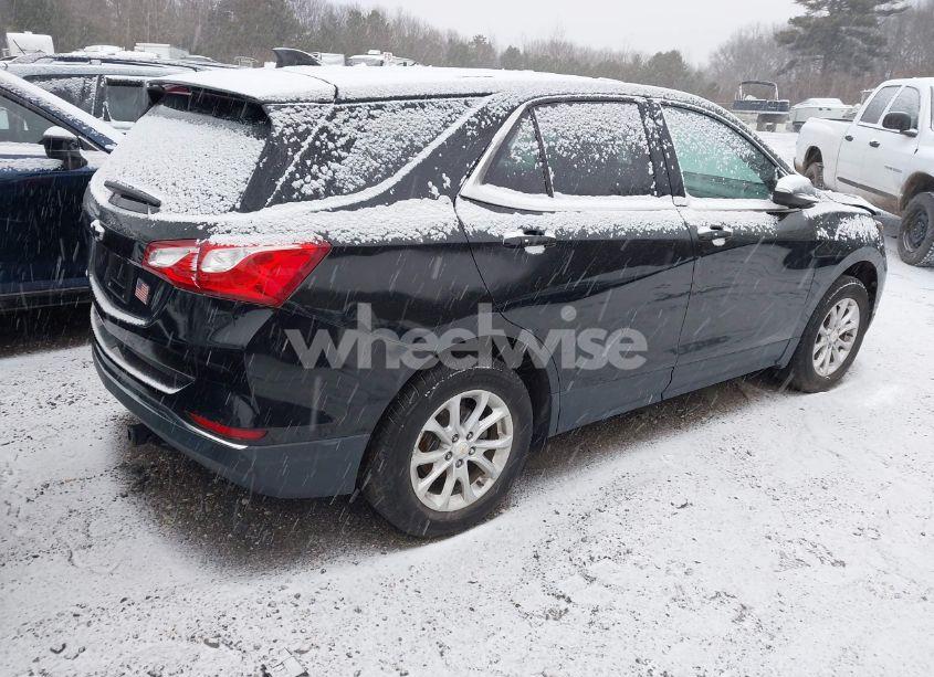 Photo 4 of 2018 Chevrolet Equinox LT (VIN 2GNAXSEV5J6301136)