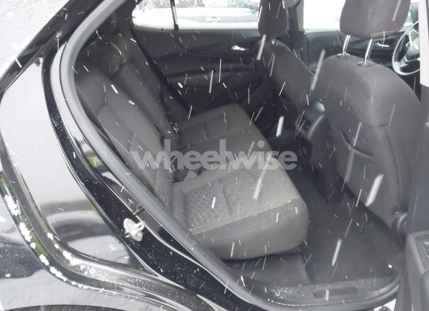 Photo 8 of 2018 Chevrolet Equinox LT (VIN 2GNAXSEV5J6301136)