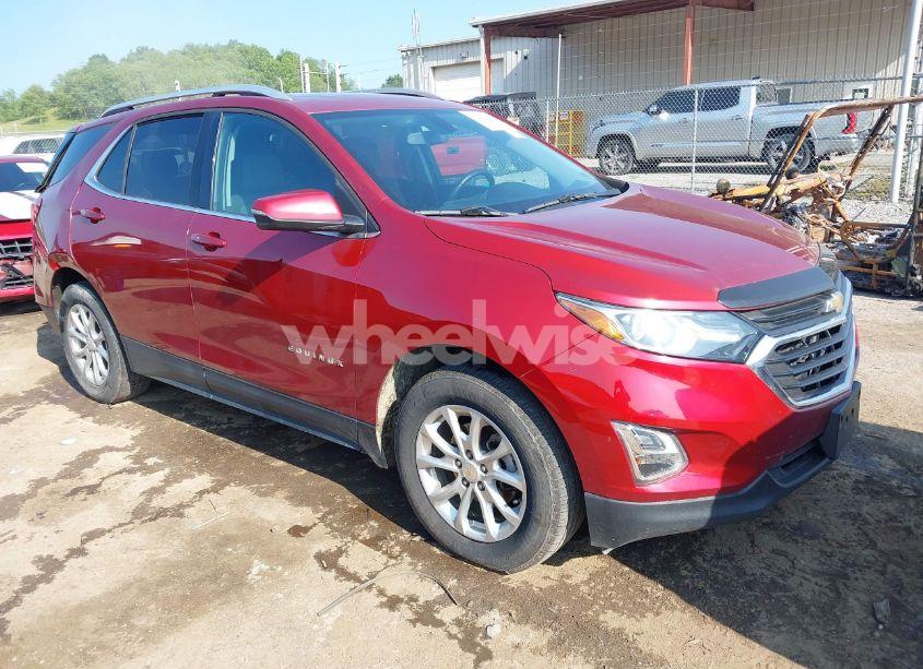 2018 Chevrolet Equinox LT (VIN 2GNAXSEV5J6330250) main photo