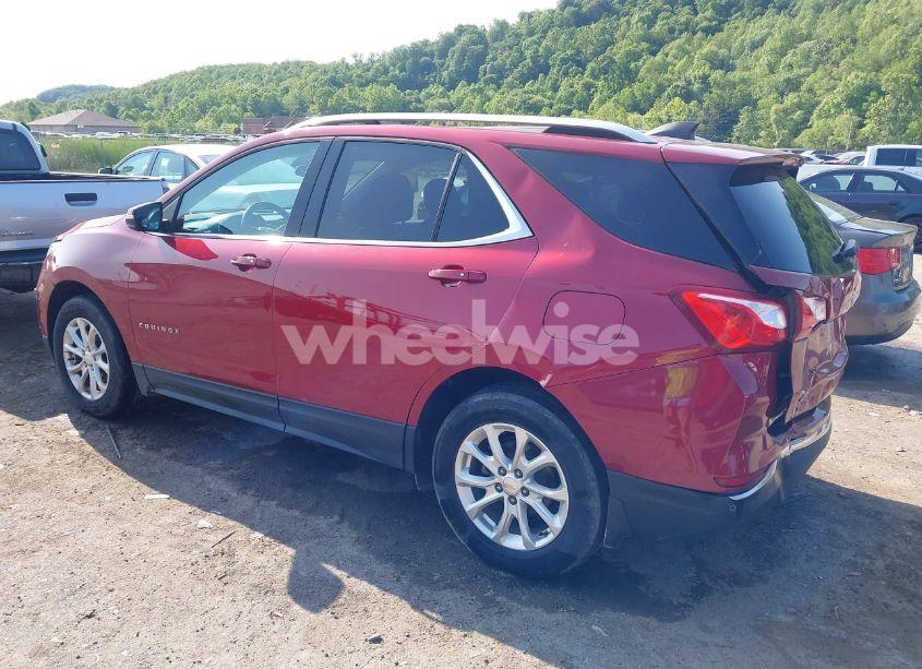 Photo 3 of 2018 Chevrolet Equinox LT (VIN 2GNAXSEV5J6330250)