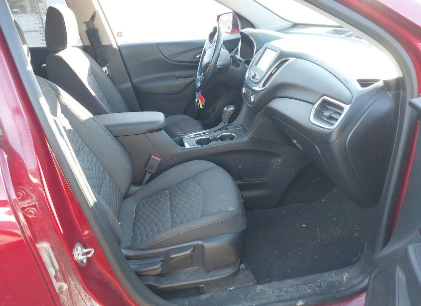 Photo 5 of 2018 Chevrolet Equinox LT (VIN 2GNAXSEV5J6332693)