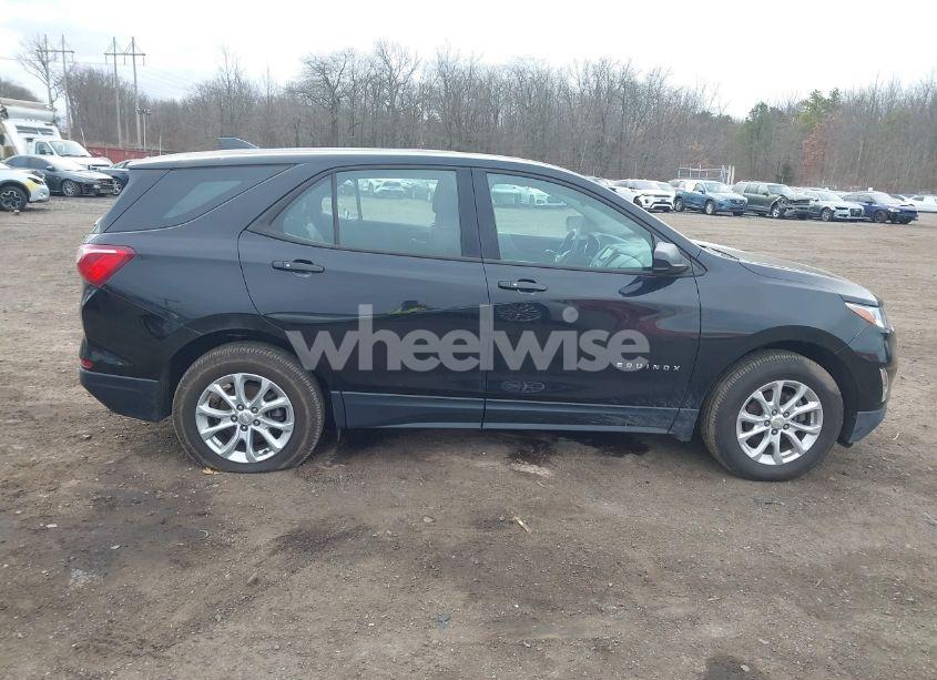 Photo 13 of 2019 Chevrolet Equinox LS (VIN 2GNAXSEV5K6110527)