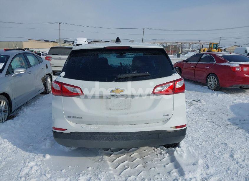 Photo 16 of 2019 Chevrolet Equinox LS (VIN 2GNAXSEV5K6161848)