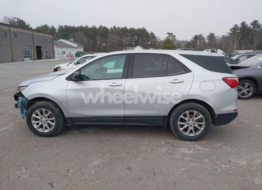 Photo 15 of 2019 Chevrolet Equinox LS (VIN 2GNAXSEV5K6279544)