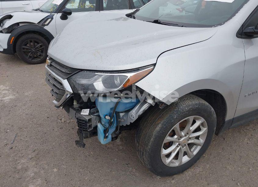 Photo 20 of 2019 Chevrolet Equinox LS (VIN 2GNAXSEV5K6279544)