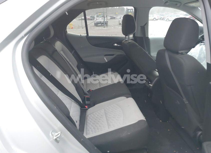 Photo 8 of 2019 Chevrolet Equinox LS (VIN 2GNAXSEV5K6279544)