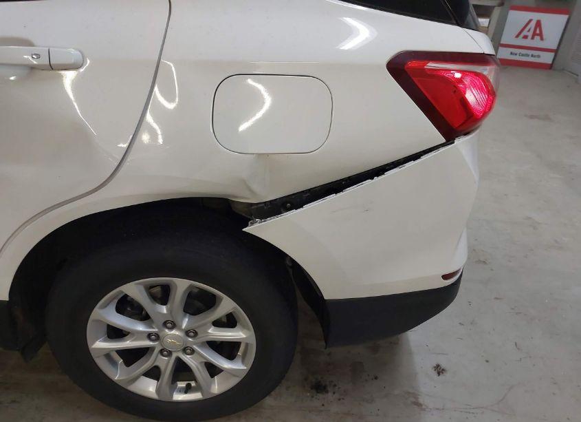 Photo 6 of 2019 Chevrolet Equinox LS (VIN 2GNAXSEV5K6289023)