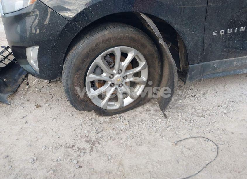 Photo 6 of 2020 Chevrolet Equinox AWD LS (VIN 2GNAXSEV5L6242785)