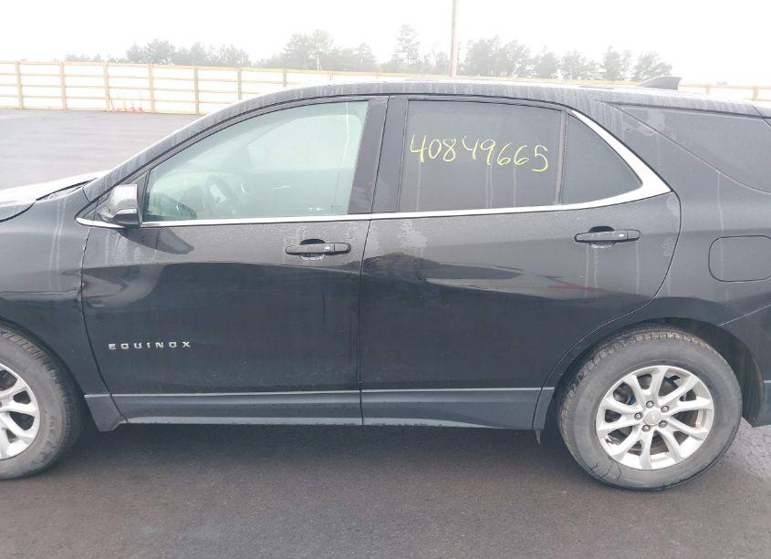 Photo 15 of 2018 Chevrolet Equinox LT (VIN 2GNAXSEV6J6117372)