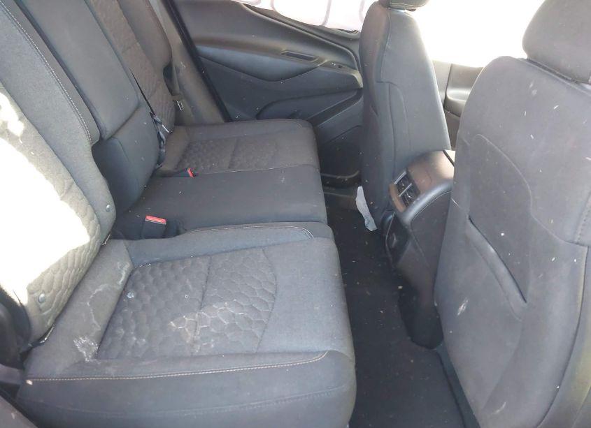 Photo 8 of 2018 Chevrolet Equinox LT (VIN 2GNAXSEV6J6154177)