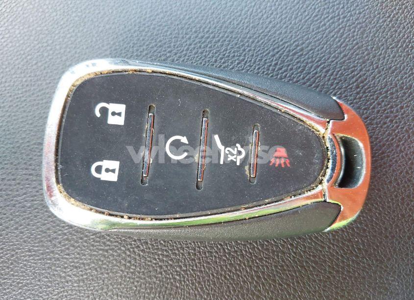 Photo 11 of 2018 Chevrolet Equinox LT (VIN 2GNAXSEV6J6170993)