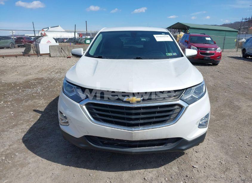 Photo 12 of 2018 Chevrolet Equinox LT (VIN 2GNAXSEV6J6170993)