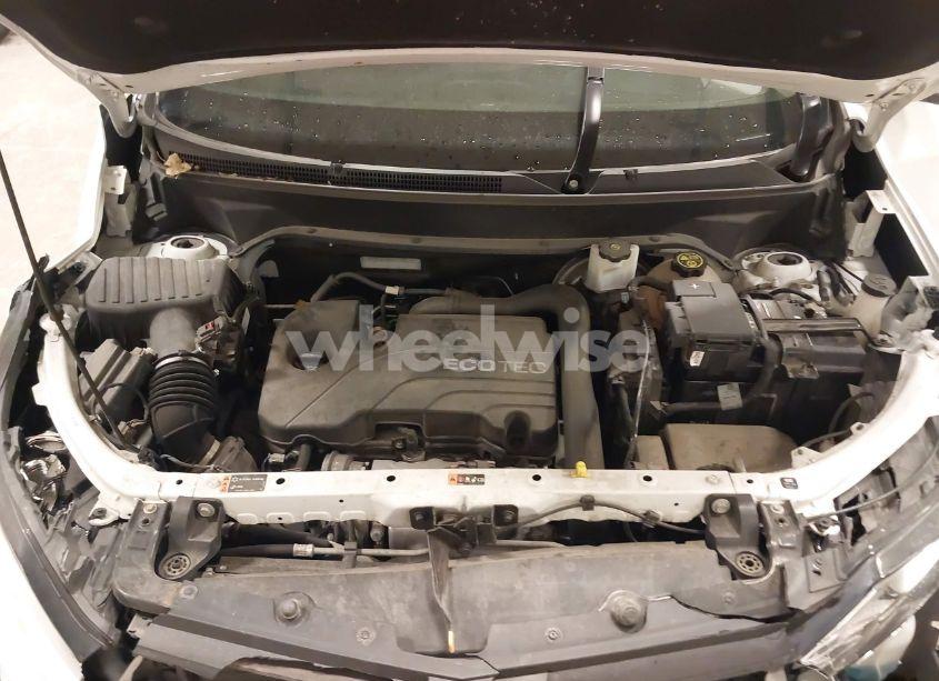 Photo 10 of 2018 Chevrolet Equinox LT (VIN 2GNAXSEV6J6257504)