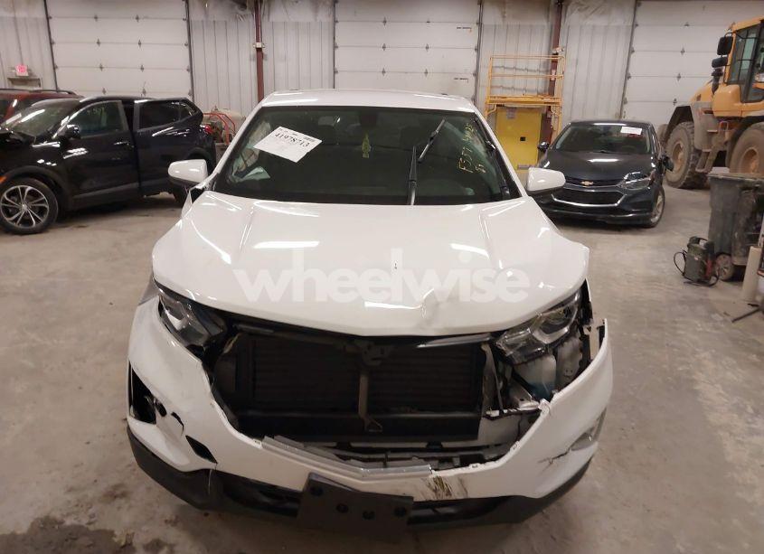 Photo 6 of 2018 Chevrolet Equinox LT (VIN 2GNAXSEV6J6257504)