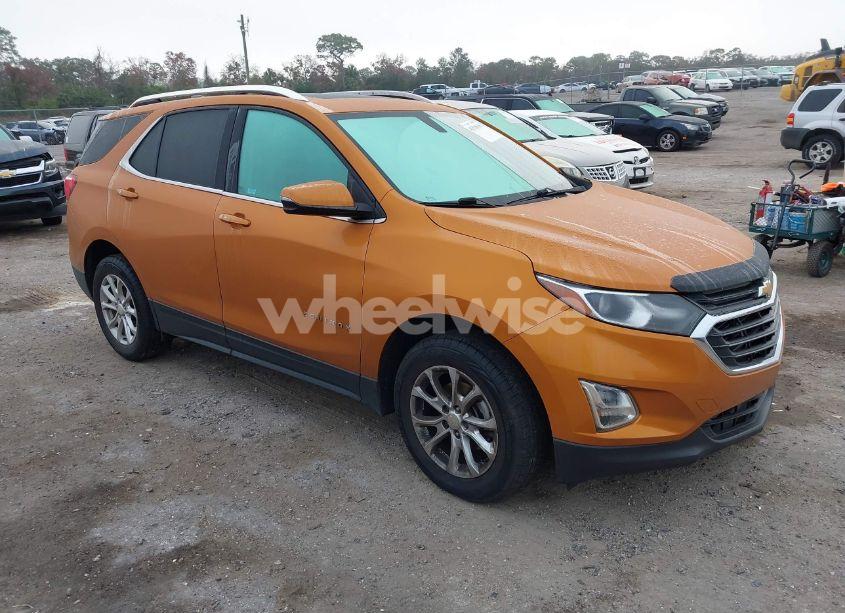 2018 Chevrolet Equinox LT (VIN 2GNAXSEV7J6101794) main photo