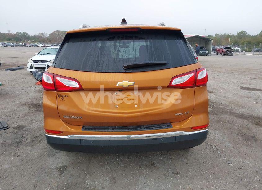 Photo 16 of 2018 Chevrolet Equinox LT (VIN 2GNAXSEV7J6101794)