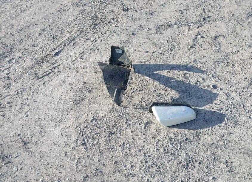 Photo 11 of 2018 Chevrolet Equinox LT (VIN 2GNAXSEV7J6107563)