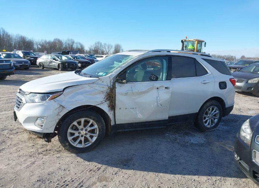 Photo 14 of 2018 Chevrolet Equinox LT (VIN 2GNAXSEV7J6107563)