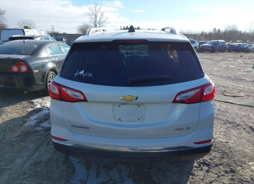 Photo 16 of 2018 Chevrolet Equinox LT (VIN 2GNAXSEV7J6107563)