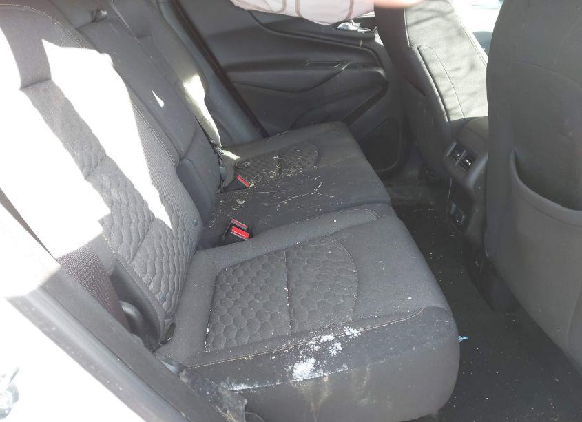 Photo 8 of 2018 Chevrolet Equinox LT (VIN 2GNAXSEV7J6107563)