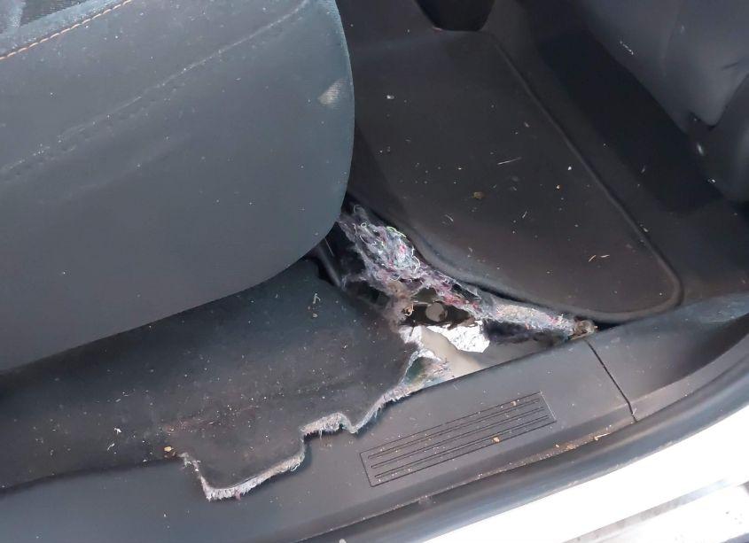 Photo 18 of 2018 Chevrolet Equinox LT (VIN 2GNAXSEV7J6108891)