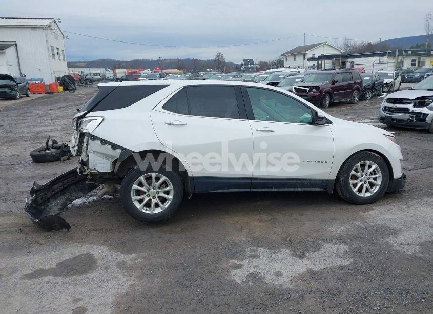 Photo 14 of 2018 Chevrolet Equinox LT (VIN 2GNAXSEV7J6159467)