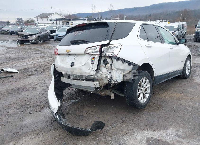 Photo 6 of 2018 Chevrolet Equinox LT (VIN 2GNAXSEV7J6159467)