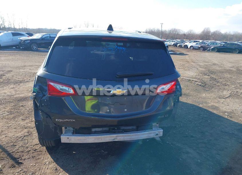 Photo 16 of 2018 Chevrolet Equinox LT (VIN 2GNAXSEV7J6178214)