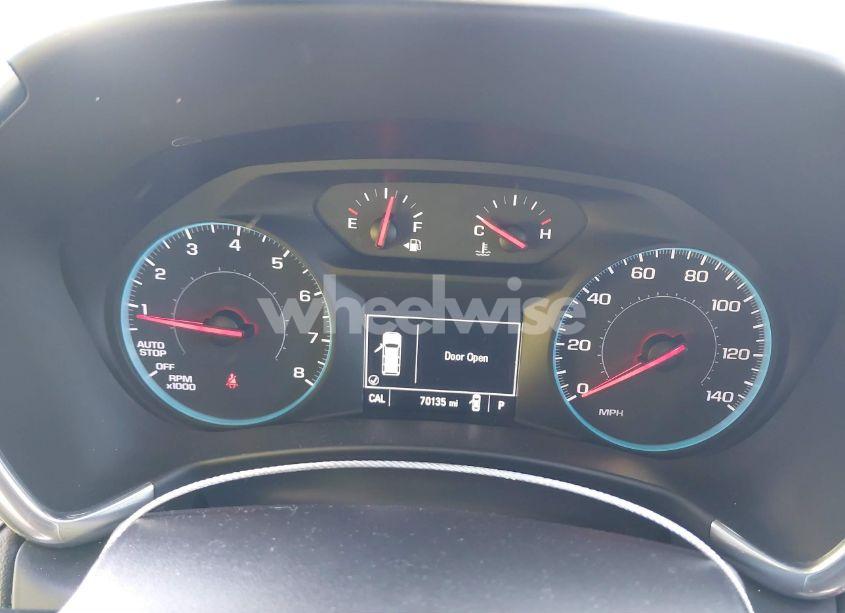 Photo 7 of 2018 Chevrolet Equinox LT (VIN 2GNAXSEV7J6178214)