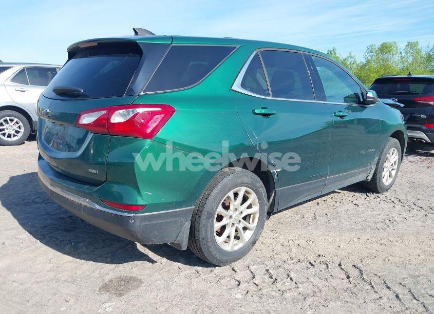 Photo 4 of 2018 Chevrolet Equinox LT (VIN 2GNAXSEV7J6215472)