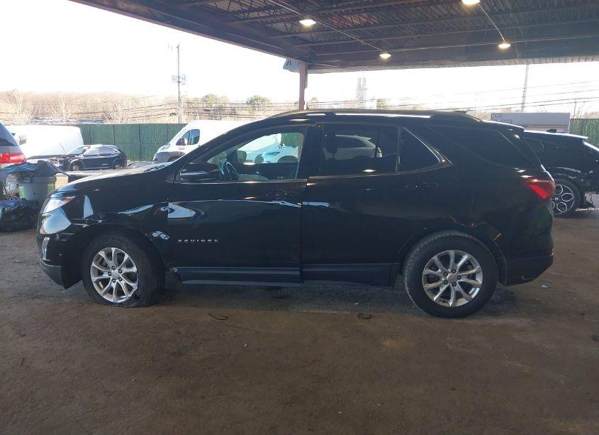 Photo 15 of 2018 Chevrolet Equinox LT (VIN 2GNAXSEV7J6230487)