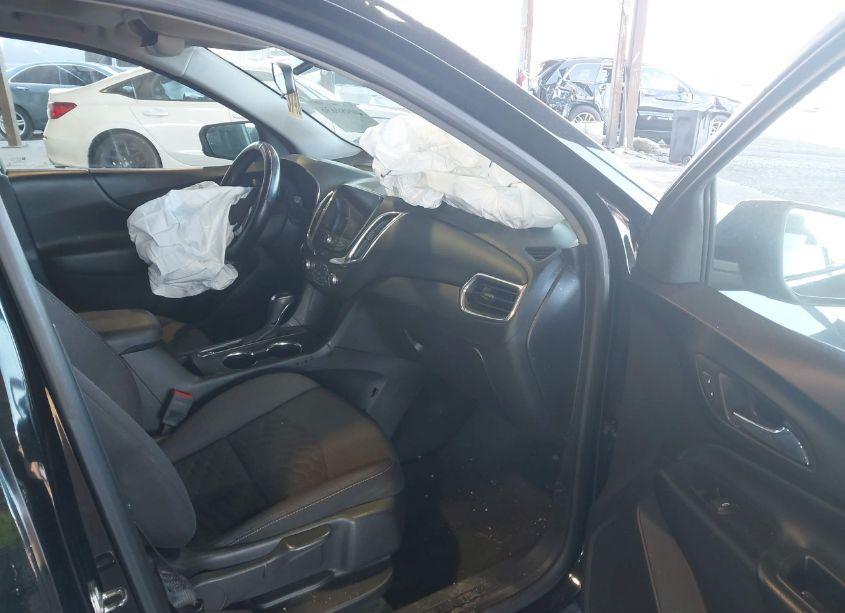 Photo 5 of 2018 Chevrolet Equinox LT (VIN 2GNAXSEV7J6230487)