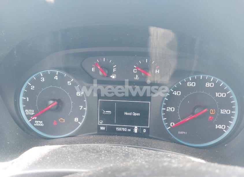 Photo 15 of 2018 Chevrolet Equinox LT (VIN 2GNAXSEV7J6242493)