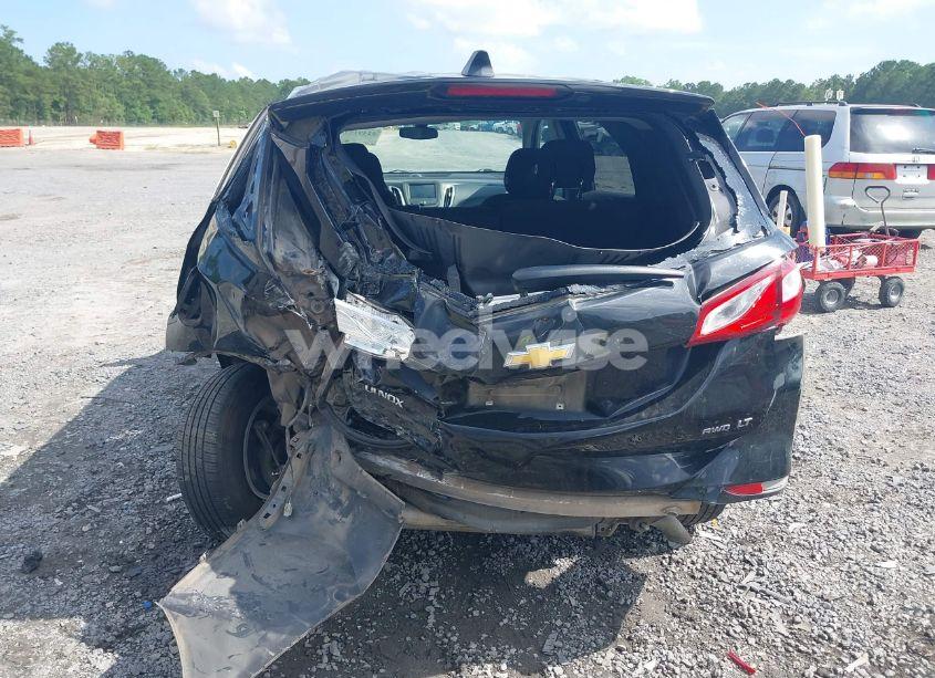 Photo 16 of 2018 Chevrolet Equinox LT (VIN 2GNAXSEV7J6242493)