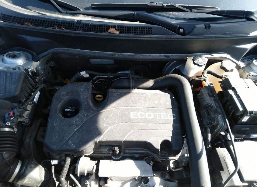 Photo 10 of 2018 Chevrolet Equinox LT (VIN 2GNAXSEV7J6245586)