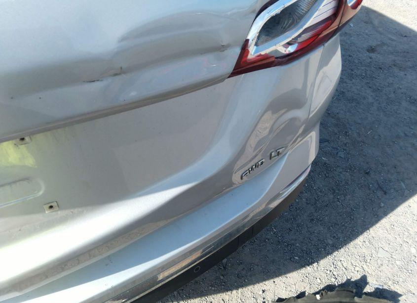 Photo 19 of 2018 Chevrolet Equinox LT (VIN 2GNAXSEV7J6245586)